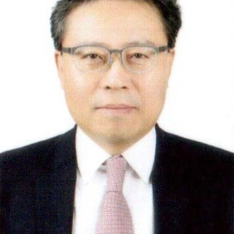 President Jeong Kyu kim